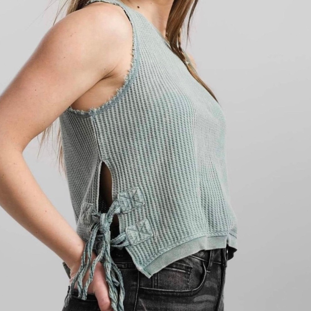 Free People FP One Sleeveless Interlaken Waffle Knit Tank size Medium - Picture 10 of 10